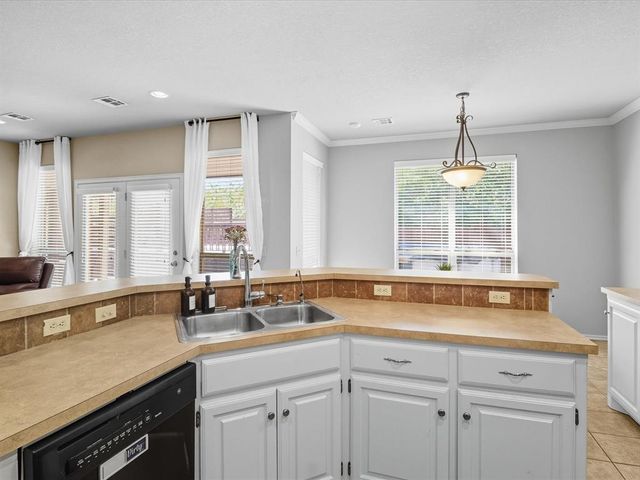428 Clearview Drive, Washington, OK 73093