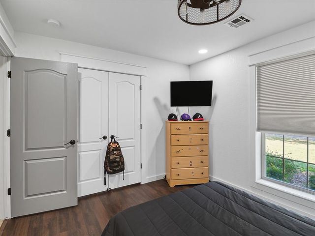 428 Clearview Drive, Washington, OK 73093
