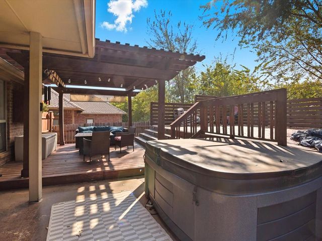 428 Clearview Drive, Washington, OK 73093