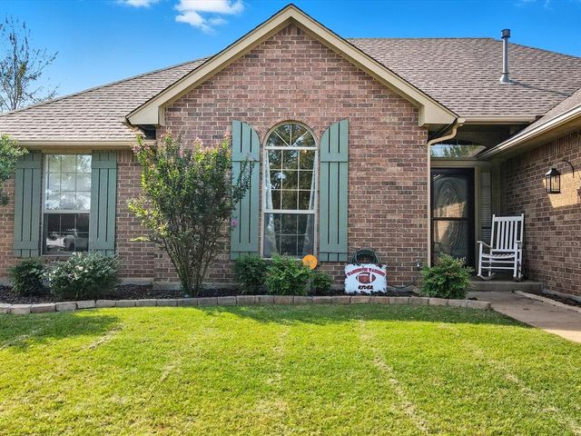428 Clearview Drive, Washington, OK 73093