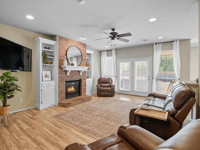 428 Clearview Drive, Washington, OK 73093
