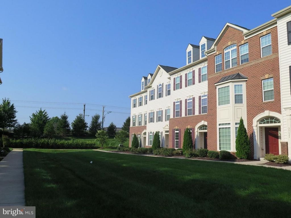 24634 JOHNSON OAK TER, Sterling, VA 20166