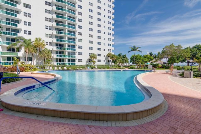 3001 S Ocean Dr 645, Hollywood, FL 33019