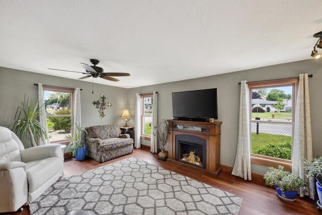 W11695 Jackson Street, Waterloo, WI 53594