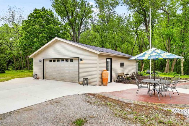 W11695 Jackson Street, Waterloo, WI 53594
