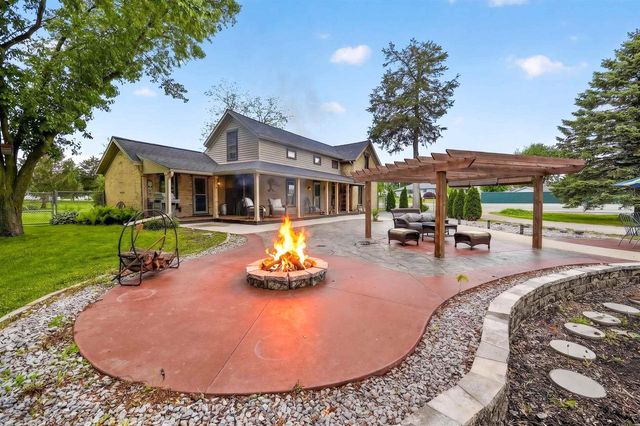 W11695 Jackson Street, Waterloo, WI 53594