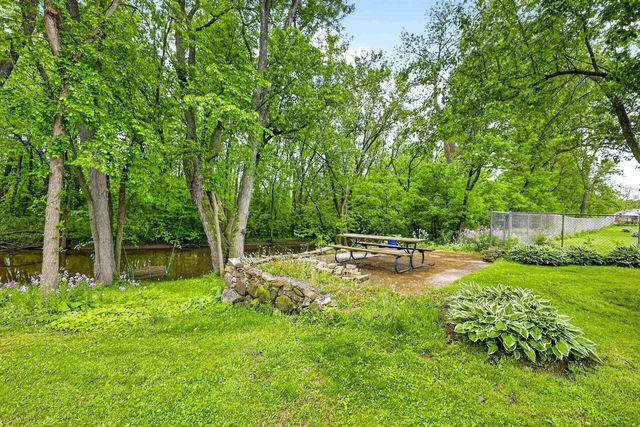 W11695 Jackson Street, Waterloo, WI 53594