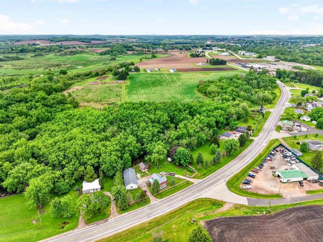 W11695 Jackson Street, Waterloo, WI 53594