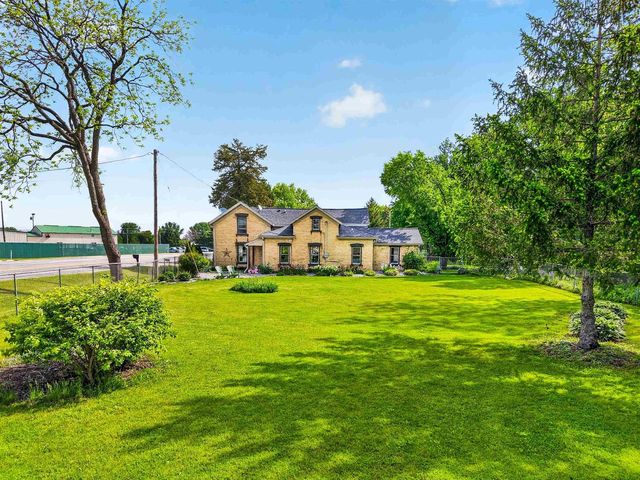 W11695 Jackson Street, Waterloo, WI 53594