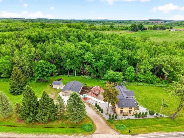 W11695 Jackson Street, Waterloo, WI 53594