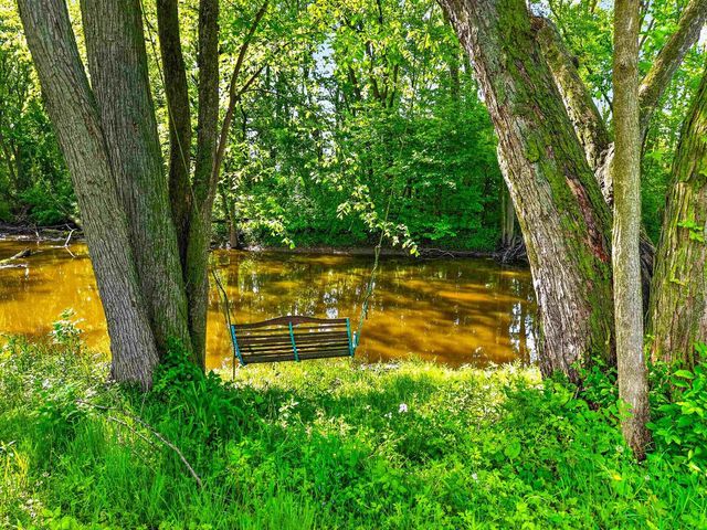 W11695 Jackson Street, Waterloo, WI 53594