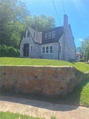 2524 N Cherry Street, Winston-salem, NC 27105