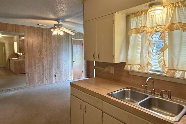 3966 Broadmoor Drive, Beaumont, TX 77707