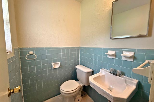 3966 Broadmoor Drive, Beaumont, TX 77707