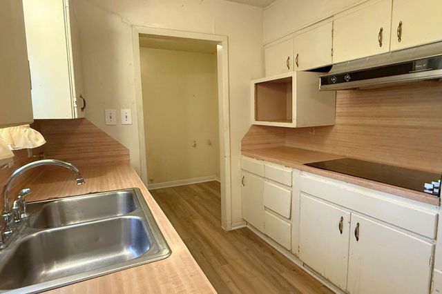 3966 Broadmoor Drive, Beaumont, TX 77707