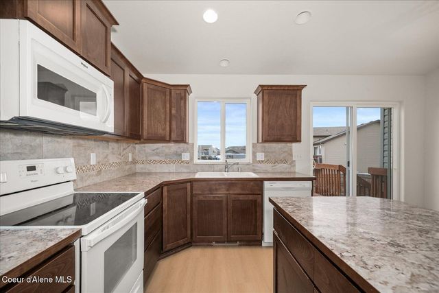 10327 W 9th Ave, Spokane, WA 99224