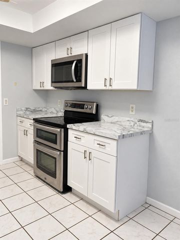 858 MOSSHART LANE, Orlando, FL 32825