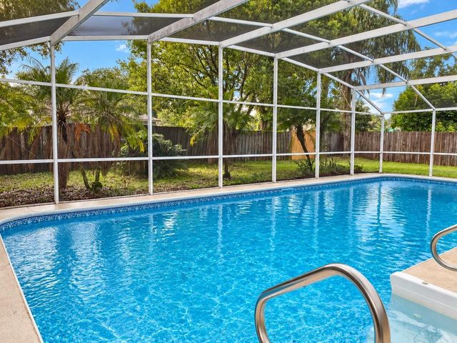 858 MOSSHART LANE, Orlando, FL 32825