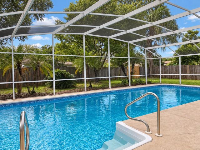 858 MOSSHART LANE, Orlando, FL 32825