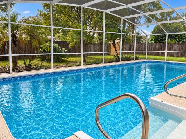 858 MOSSHART LANE, Orlando, FL 32825