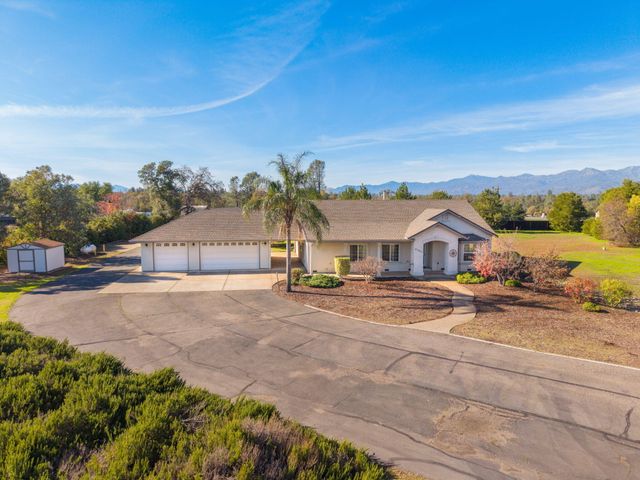 6760 Amber Ridge Drive, Anderson, CA 96007