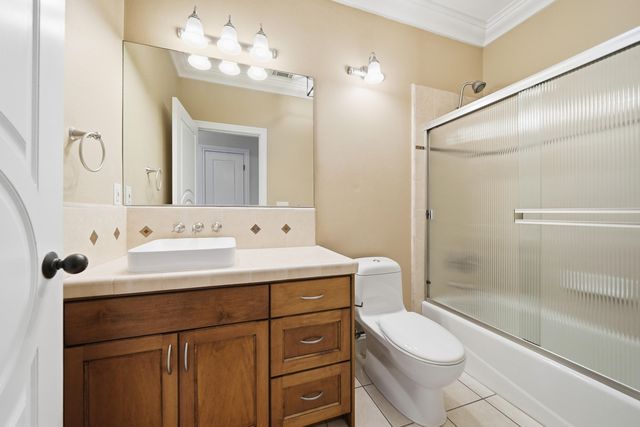 6760 Amber Ridge Drive, Anderson, CA 96007