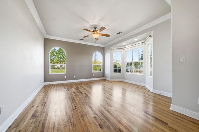 6760 Amber Ridge Drive, Anderson, CA 96007