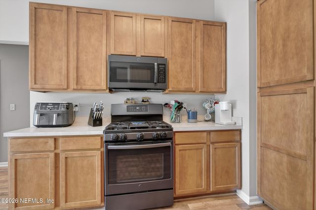 12736 CHANDLER VIEW Court, Jacksonville, FL 32218