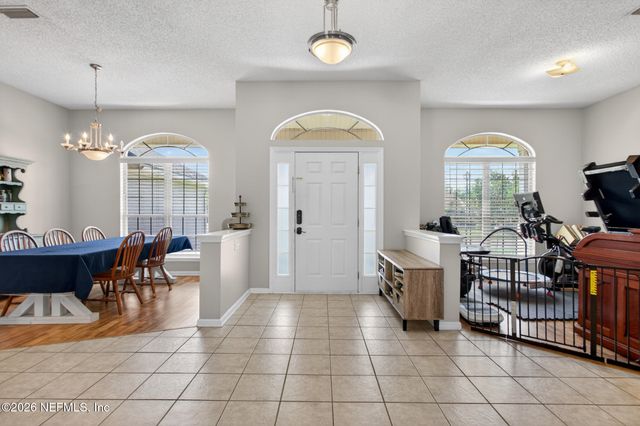 12736 CHANDLER VIEW Court, Jacksonville, FL 32218