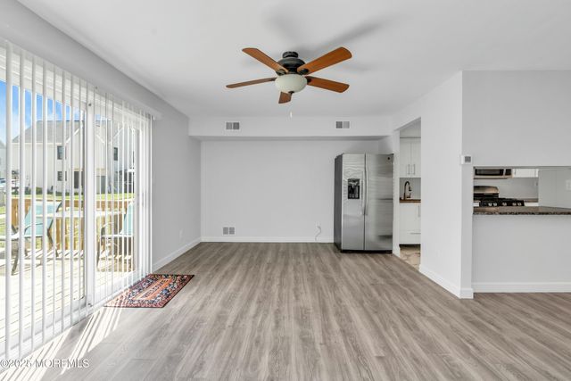 21 English Club Drive, Manalapan, NJ 07726