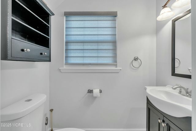21 English Club Drive, Manalapan, NJ 07726