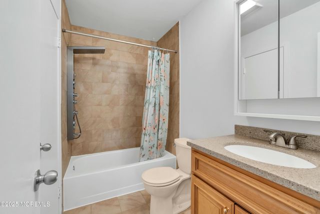 21 English Club Drive, Manalapan, NJ 07726