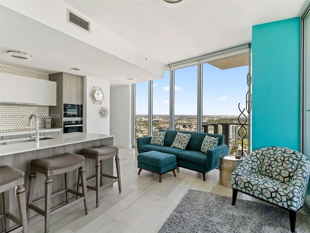 2900 NE 7th Ave 4301, Miami, FL 33137