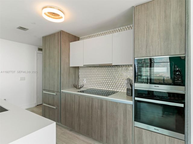 2900 NE 7th Ave 4301, Miami, FL 33137