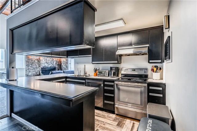 23256 Gray Fox Drive, Canyon Lake, CA 92587