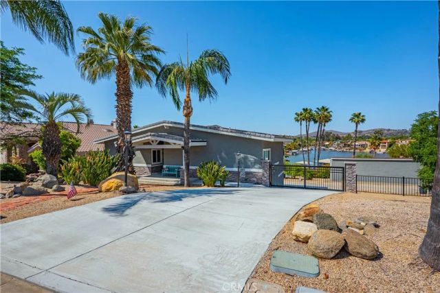23256 Gray Fox Drive, Canyon Lake, CA 92587