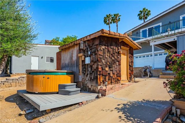 23256 Gray Fox Drive, Canyon Lake, CA 92587