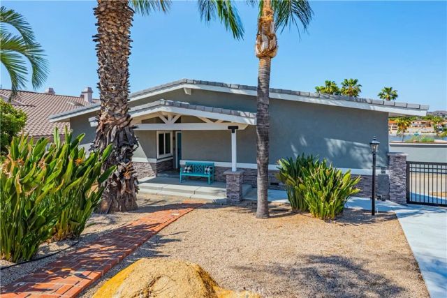 23256 Gray Fox Drive, Canyon Lake, CA 92587