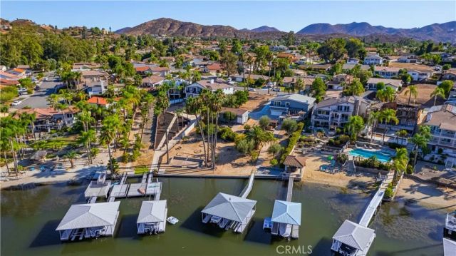 23256 Gray Fox Drive, Canyon Lake, CA 92587