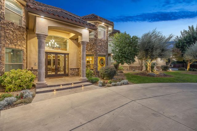 4546 S Dans Street, Visalia, CA 93277