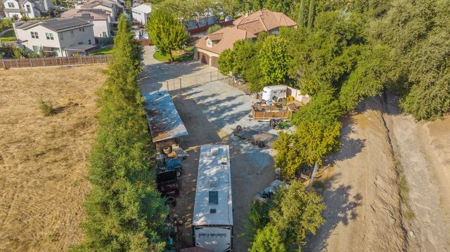 4546 S Dans Street, Visalia, CA 93277