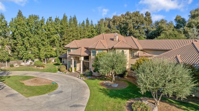 4546 S Dans Street, Visalia, CA 93277