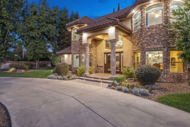 4546 S Dans Street, Visalia, CA 93277