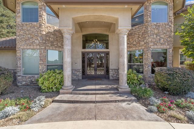 4546 S Dans Street, Visalia, CA 93277