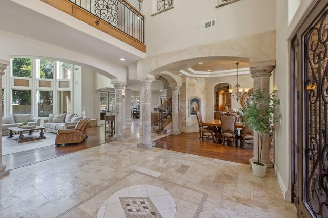 4546 S Dans Street, Visalia, CA 93277