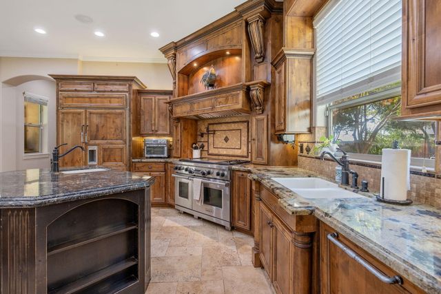 4546 S Dans Street, Visalia, CA 93277