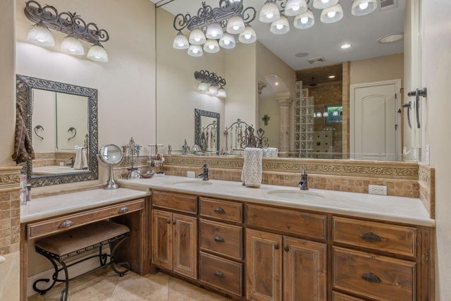 4546 S Dans Street, Visalia, CA 93277