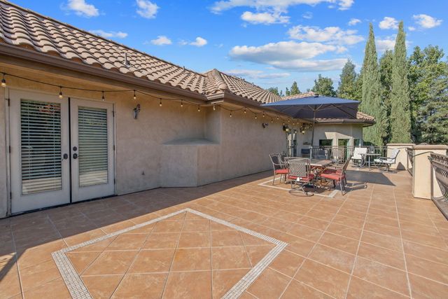 4546 S Dans Street, Visalia, CA 93277