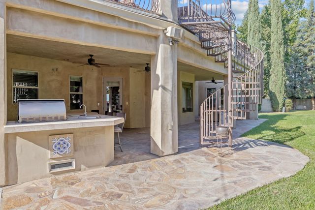 4546 S Dans Street, Visalia, CA 93277