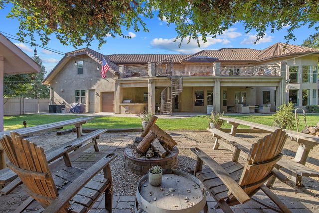 4546 S Dans Street, Visalia, CA 93277